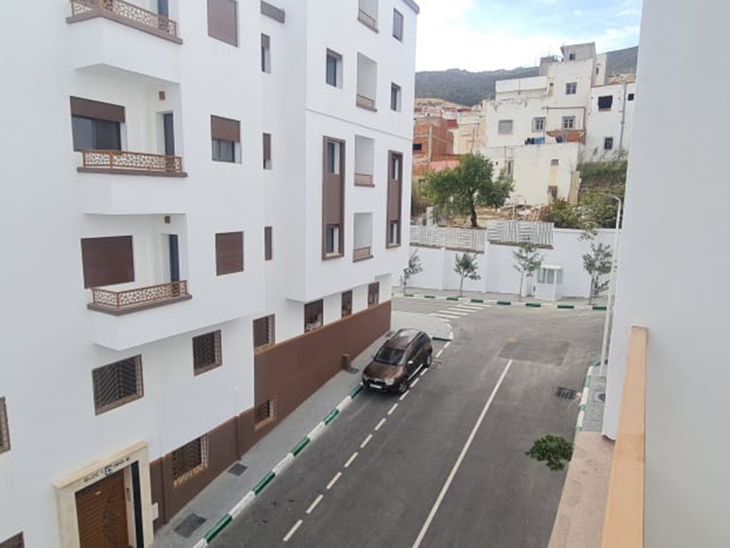 Appartement neuf de moyen standing a vendre au cour de tetouan a vendre